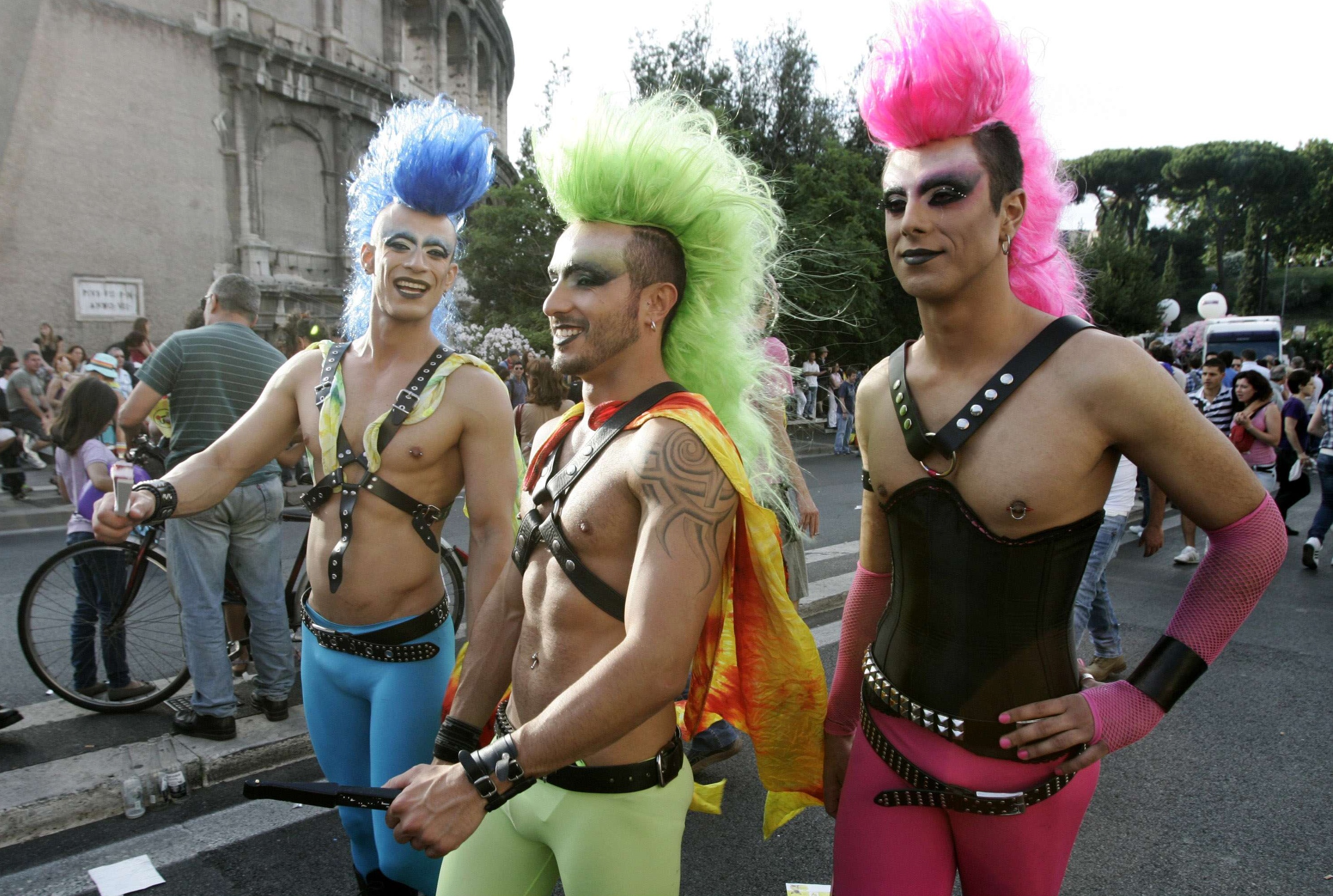 был гей парад в питере фото 25